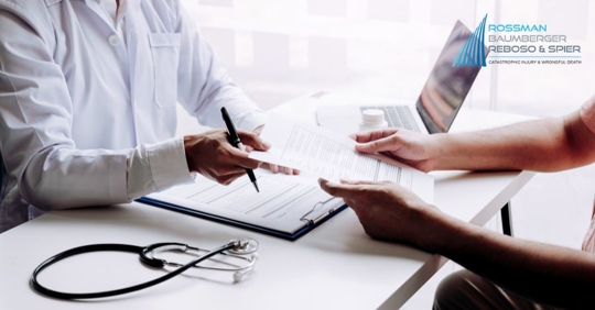 patient talking to a doctor